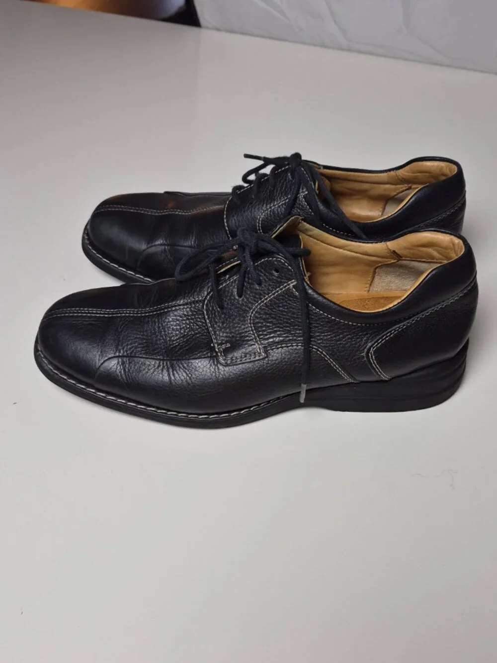 Johnston & Murphy Men Shuler Bicycle Toe Black Leather Oxford Sheepskin, 8.5 EUC